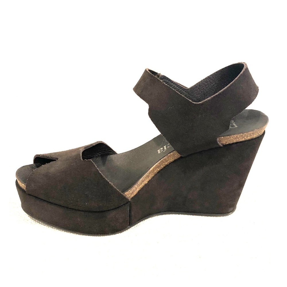Pedro Garcia Wedge Sandal, Size 39